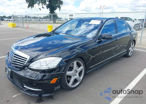 2011 Mercedes-Benz S 550 from USA, damaged, VIN WDDNG7BB6BA376391
